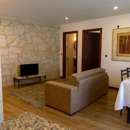 Casa Da Lameira I By Casas جيريز